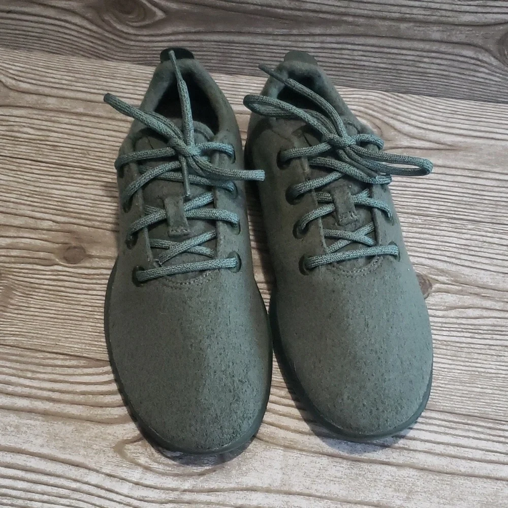 Allbirds Merino Green 9 laces woman shoes